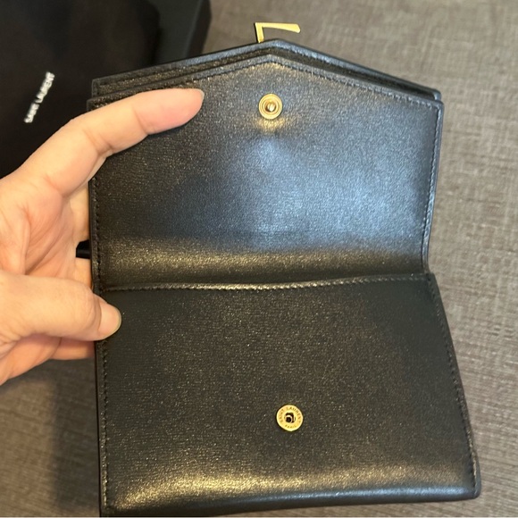 YSL Sulpice Card Half Wallet in Black (used in very good condition) - Picture 3 of 10